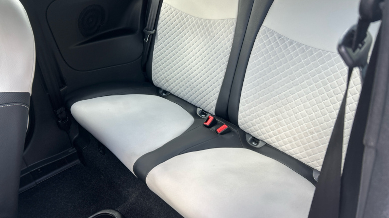 Fiat 500 1.0 Mild Hybrid Dolcevita [Part Leather] 2dr Petrol Convertible